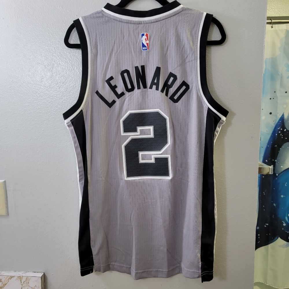 Authentic NBA Spurs Jersey - Picture 6 of 6